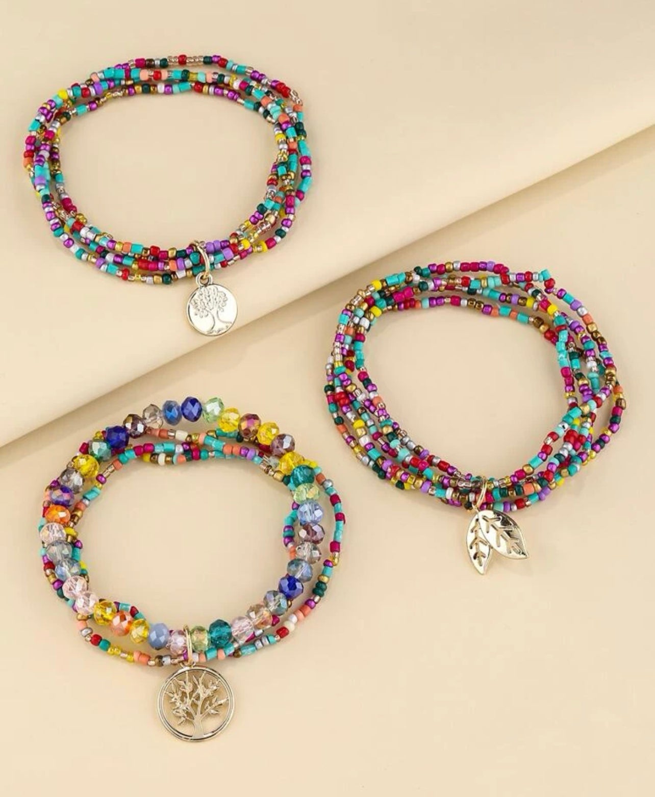 ππAdorn Your Wrist with Nature's Vibrant Elegance: Introducing Our 3pcs Leaf Charm Colourful Beaded Bracelet Set!ππ
