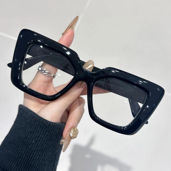 Women’s Retro Geometric Transparent Eyewear