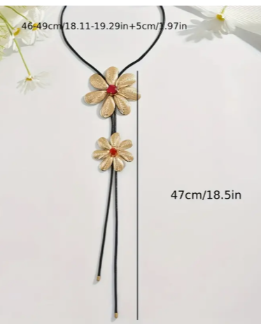 Elegant Vintage-Inspired Y-Necklace – Bold Floral Rhinestone & Red Gemstone Accent