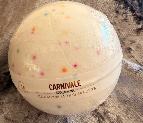 πDive into Bliss! Indulge Your Senses with Our Luxurious Bath Bombs!π