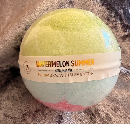 πDive into Bliss! Indulge Your Senses with Our Luxurious Bath Bombs!π