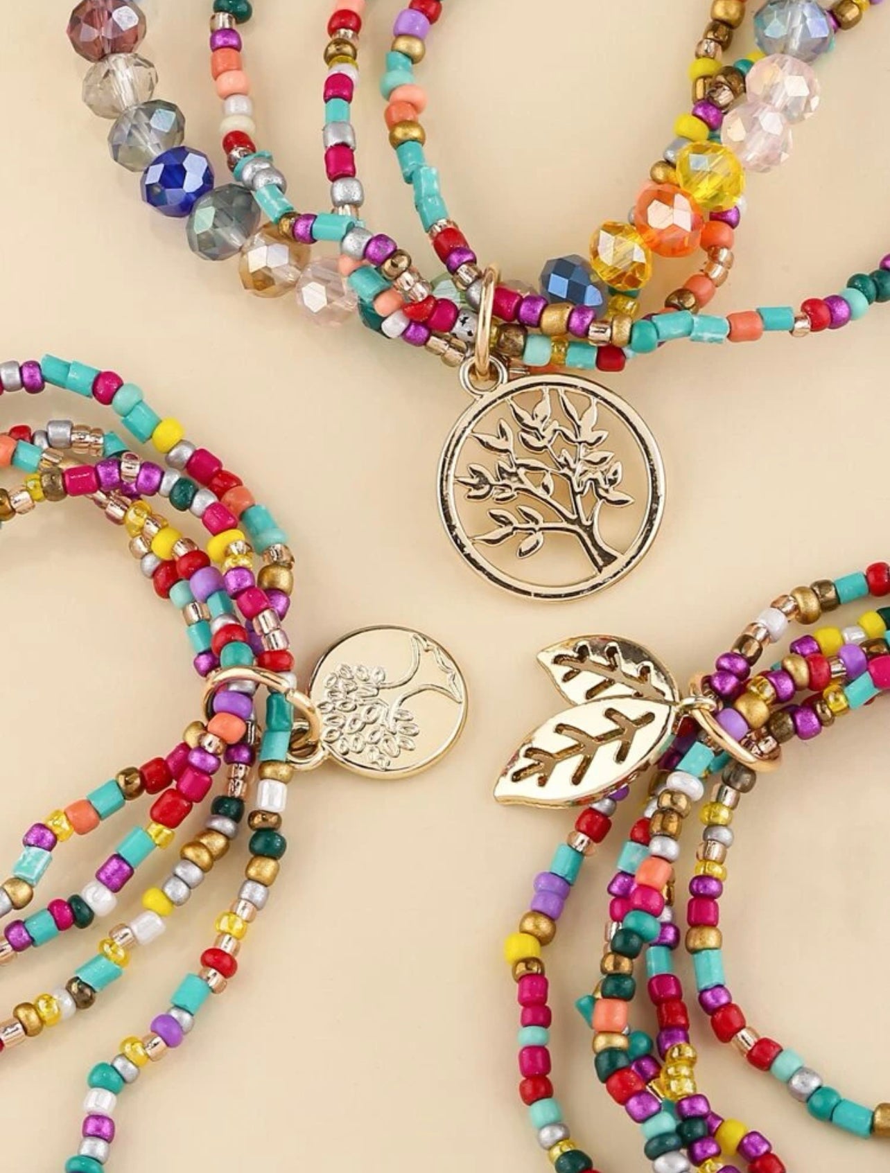 🍃🍂Adorn Your Wrist with Nature's Vibrant Elegance: Introducing Our 3pcs Leaf Charm Colourful Beaded Bracelet Set!🍂🍃