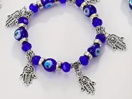 ✨ Vintage Style Evil Eye & Hamsa Hand Charm Bracelet – 8 available✨