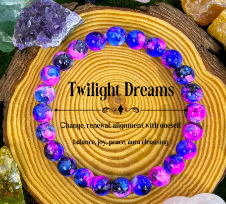 Balance your energy, purify your aura ✨ Wear the Twilight Dream Bracelet every day. 🌸
