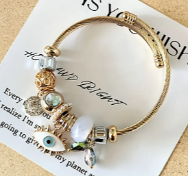 💧💦Vintage Water Drilled Eye Pendant Tribal Charm Bracelet
